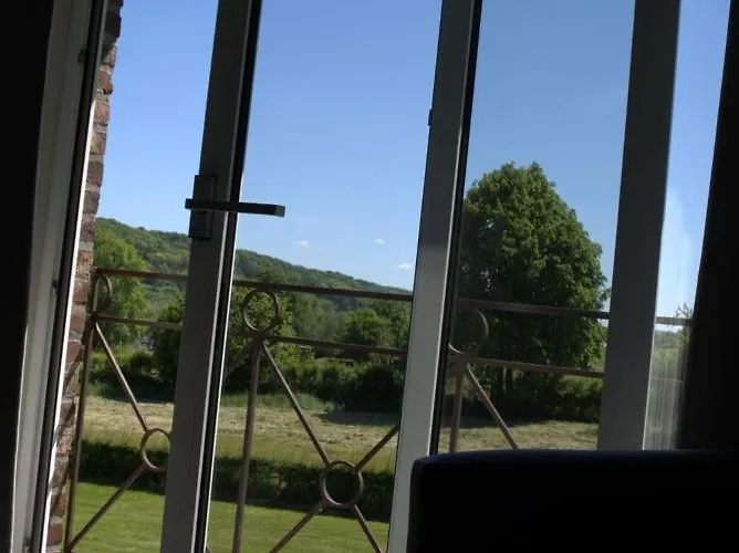 't Gulpdal Voeren-teuven מלון *